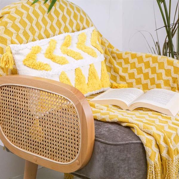 Coperta morbidissima 130x170. Colore giallo e panna con frangia - Pixel